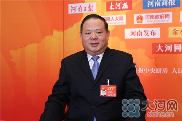 居軸處中 樂在其中 把春天帶回河南 代表委員邀您一起加油干