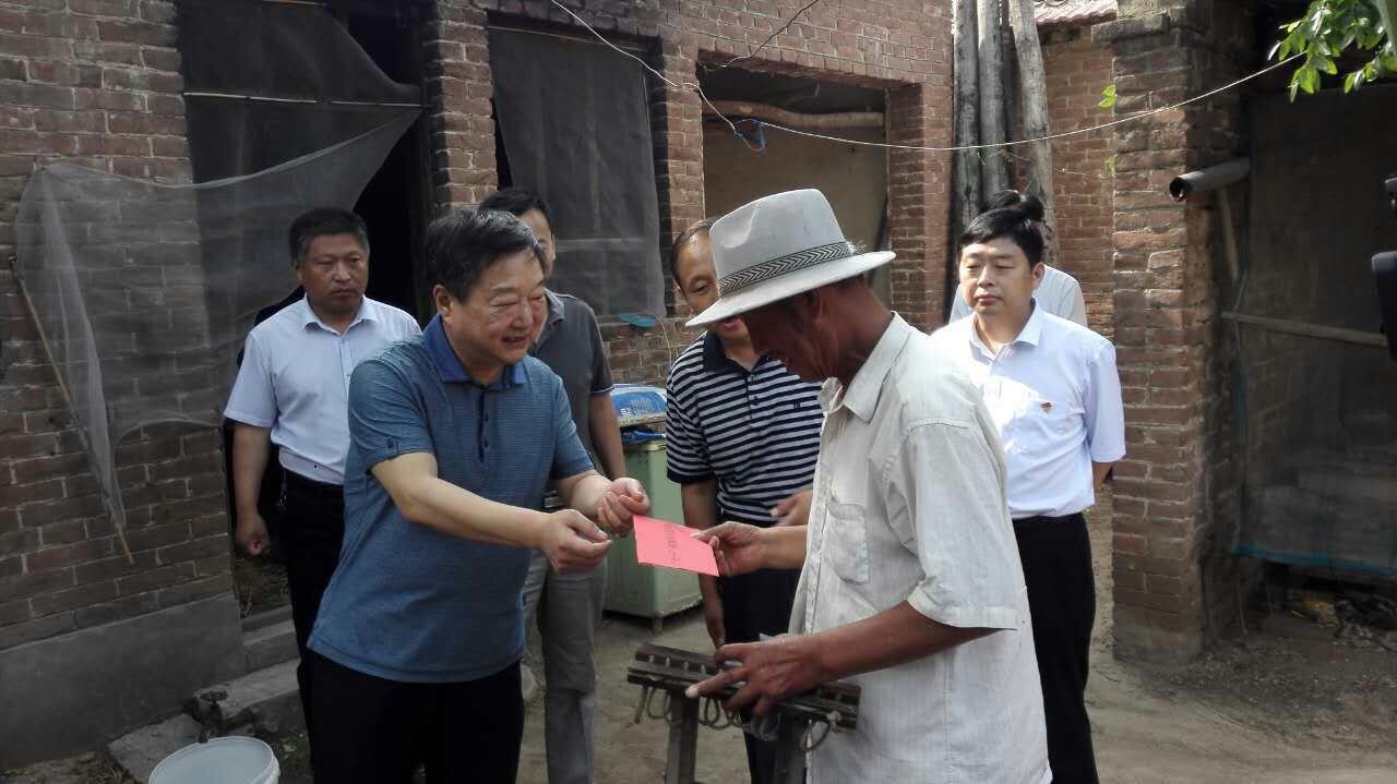 QQ圖片20160628113639.jpg