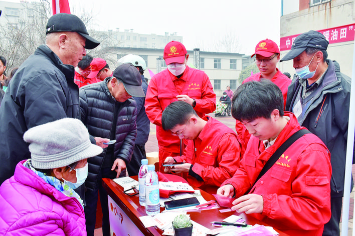 奉獻(xiàn)你我他 服務(wù)千萬(wàn)家